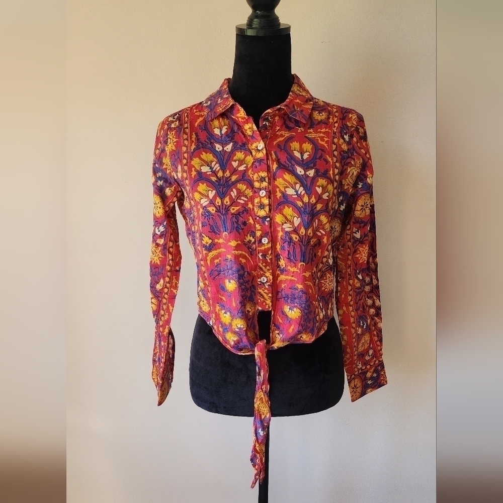 Label RituKumar Red Floral 100% Cotton Print Tie Shirt Women's Size Small.